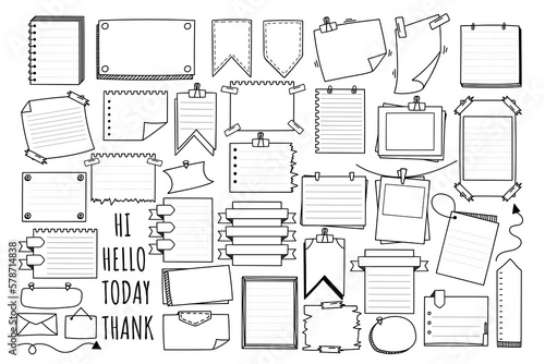 Various of different hand drawn bubble notes and bubble speech in doodle style.