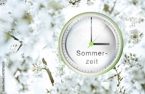 Zifferblatt mit drei Uhr  zur Zeitumstellung auf sommerzeit