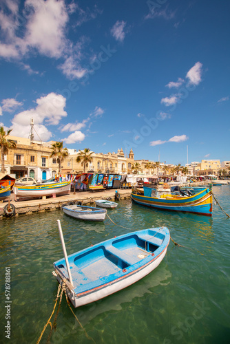 Fototapeta Naklejka Na Ścianę i Meble -  L'île de Malte et ses bateaux dans le port.