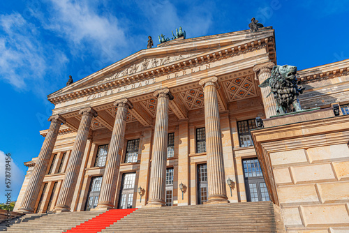 Obraz na płótnie Konzerthaus in Berlin in the morning sunlight. w salonie