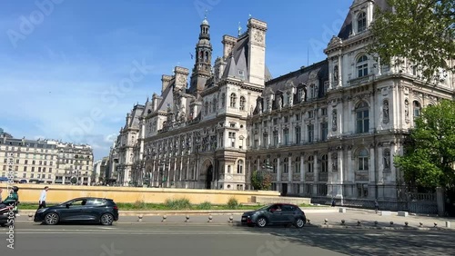 In the town hall of the Hotel de Ville are the Paris municipal authorities on the former medieval Place de Greves on the right bank of the Seine. 16.04.22 Paris France.. photo