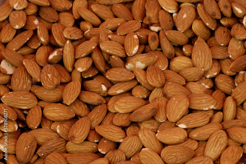 Almonds bulk