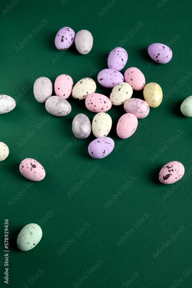 Fototapeta premium photo colored foam quail eggs