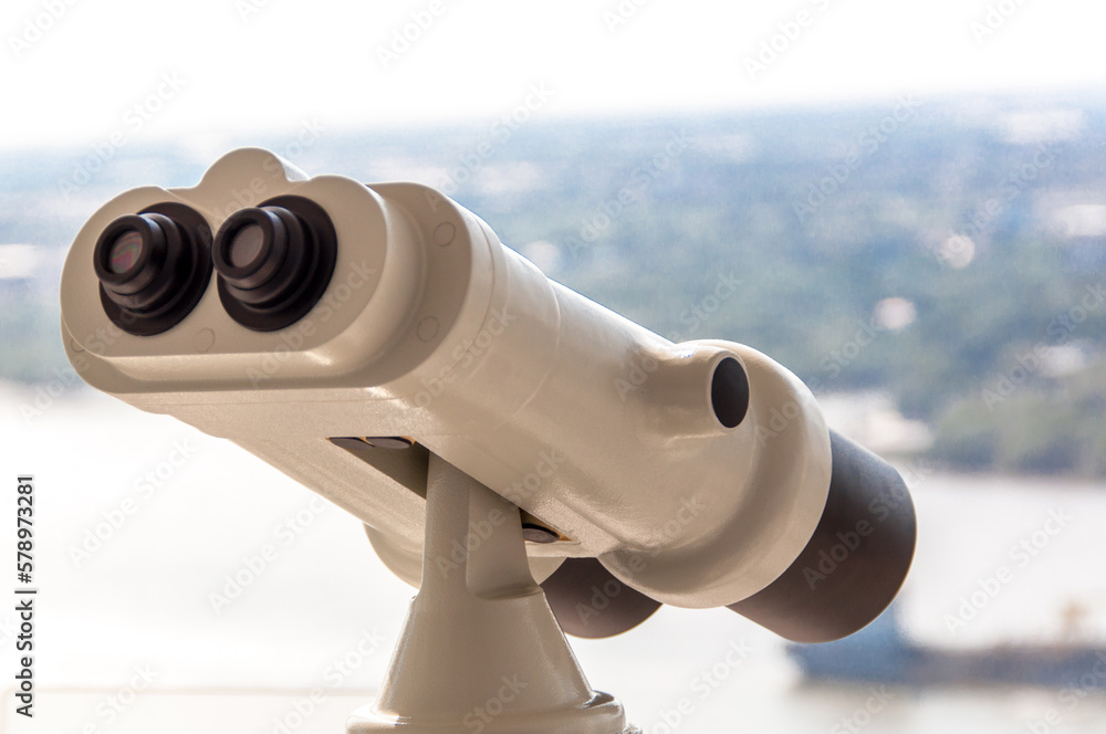 coin operated binoculars