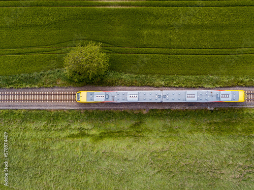 Regionalbahn von oben
