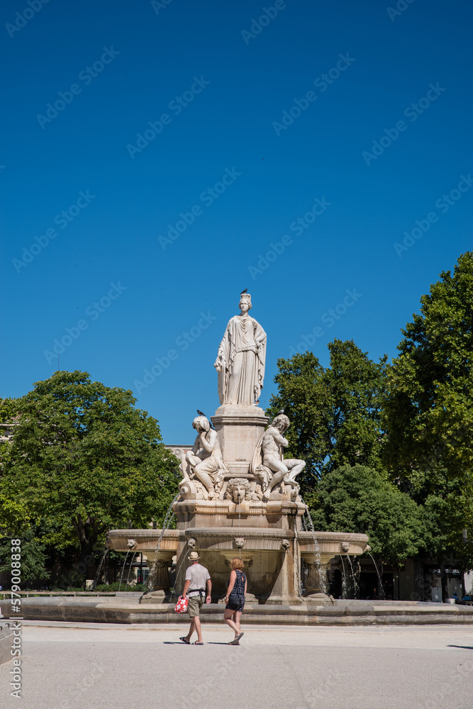 Obraz premium Fontaine Pradier à Nîmes