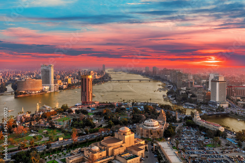 Obraz na płótnie Cairo downtown, Gezira island and the Nile river, aerial view from the Tower, Egypt w salonie