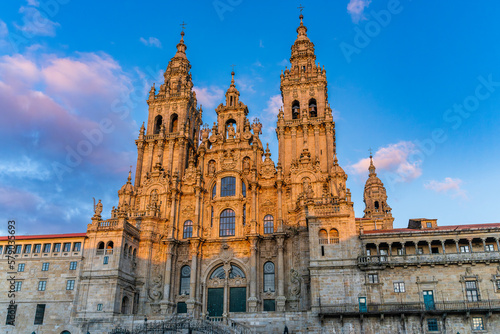 Stampa su tela View of the facade of the Cathedral of Santiago de Compostela , at sunset, in Ga