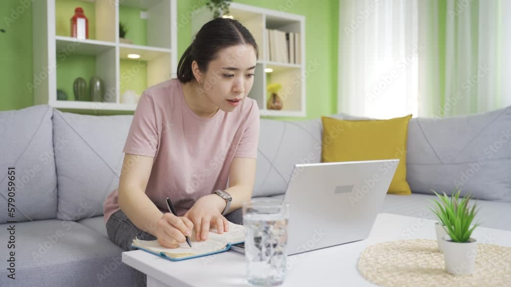 Young Asian woman with dehydration disorder is drinking Water.
Young asian woman suffering from dehydration who drinks water regularly and often.
Young Asian woman with dehydration disorder is drinking Water.
Young asian woman suffering from dehydration who drinks water regularly and often.