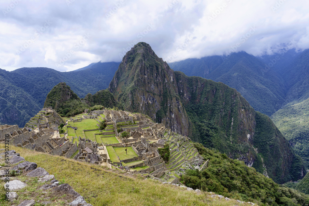 Machu Picchu, Ruined city of the Incas with Mount Huayana Picchu, Andes Cordilleria, Urubamba province, Cusco, Peru