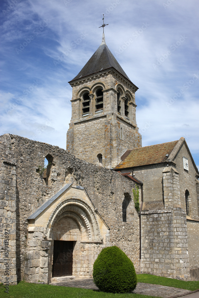 Fototapeta premium Sainte-Marie Madeleine church - Montchauvet village - Yvelines - France