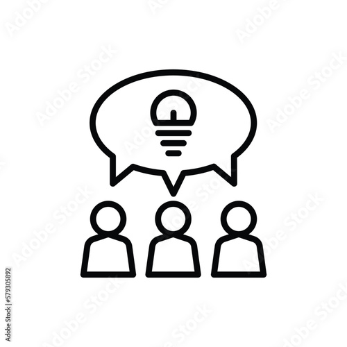 Idea sharing thin line icon. Group of people is brainstorming. Teamwork. Speech bubble with light bulb. Modern vector illustration.