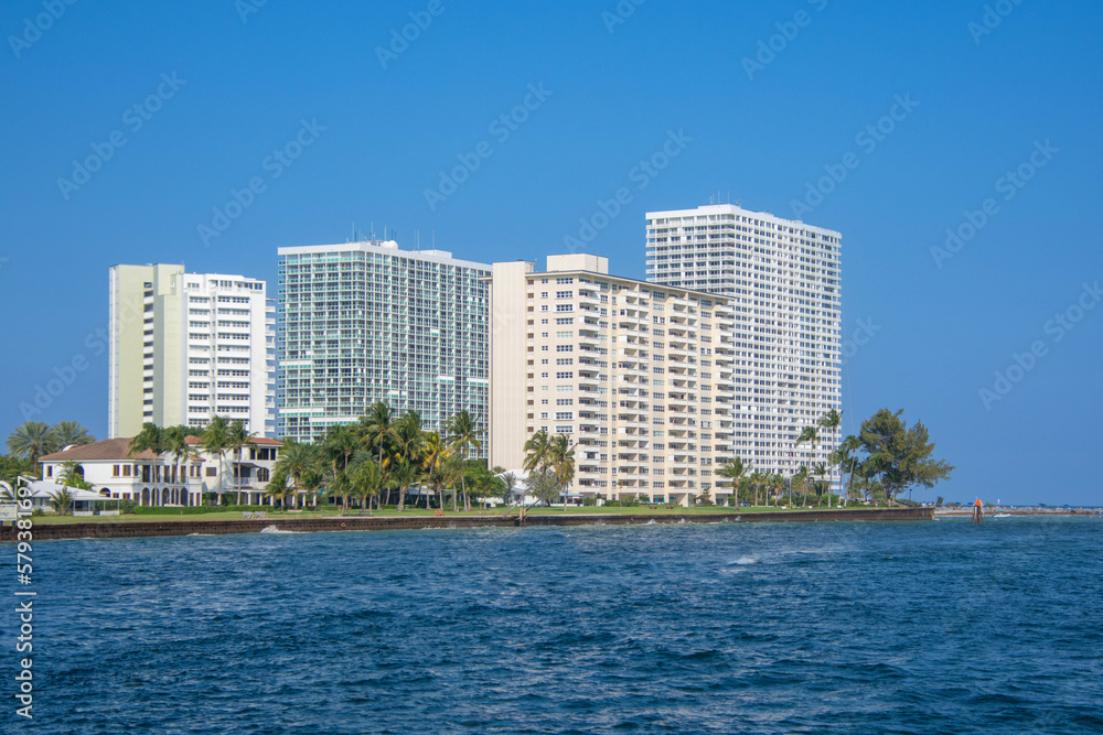 Architecture along the canals of Fort Lauderdale in Florida, USA Architecture along the canals of Fort Lauderdale in Florida, USA