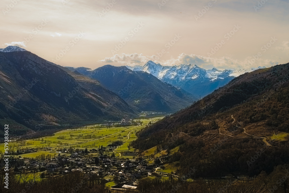 Vallée d'Ossau dans les Pyrénées Atlantique en Béarn (France)