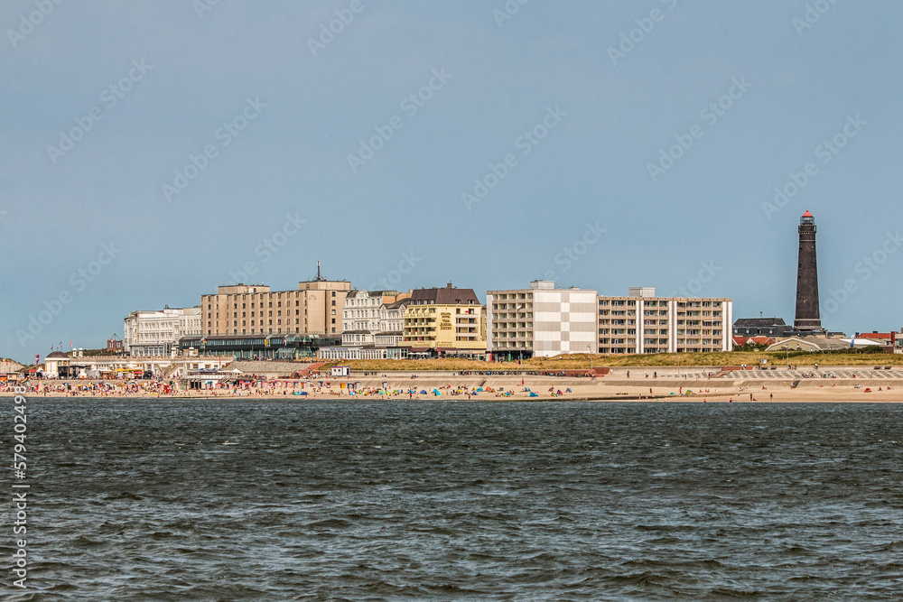 Borkum Nordstrand und Promenade - Luftaufnahme von oben