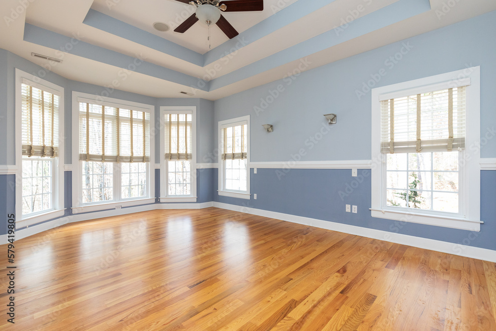 empty room empty room