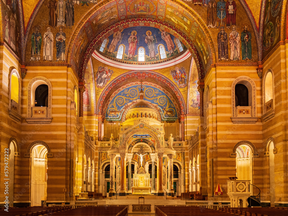 Interior view of the Cathedral Basilica of Saint Louis