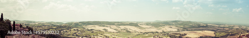 Panoramablick auf einen Landstrich in der Toskana