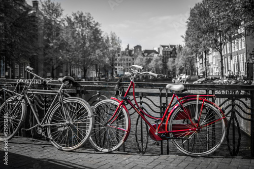 Vélo dans les rues d'Amsterdam