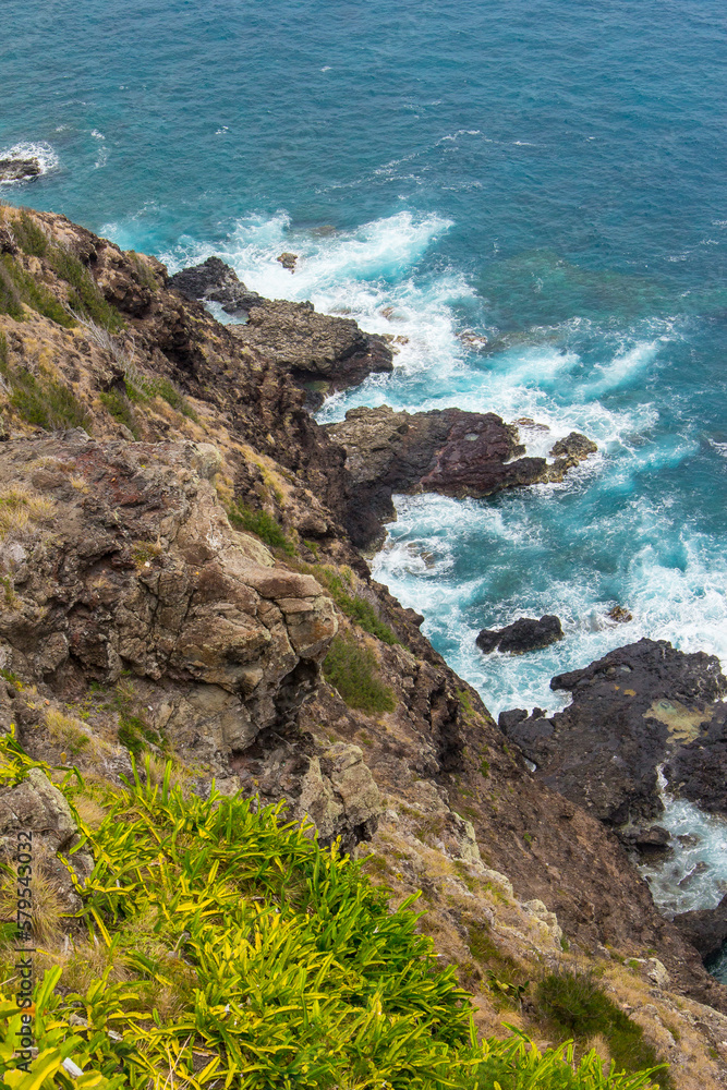 Fototapeta premium Views from Ka Iwi Scenic Shoreline in Oahu, Honolulu, Hawaii. Pictures taken while hiking to the Makapu'u Point Lighthouse.