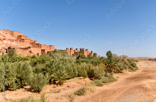Εκτύπωση καμβά Ait Benhaddou beside the dried Ounila River in Morocco