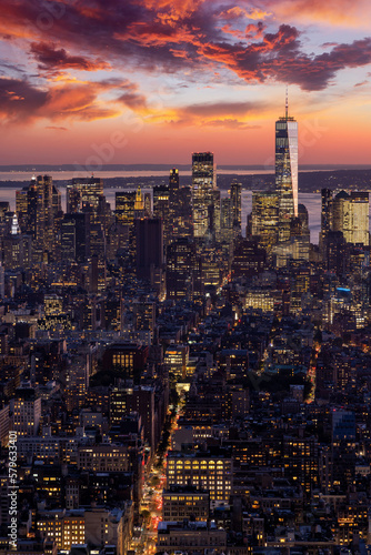 New York City skyline © karandaev