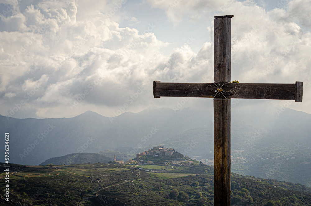 Fototapeta premium cross on the hill