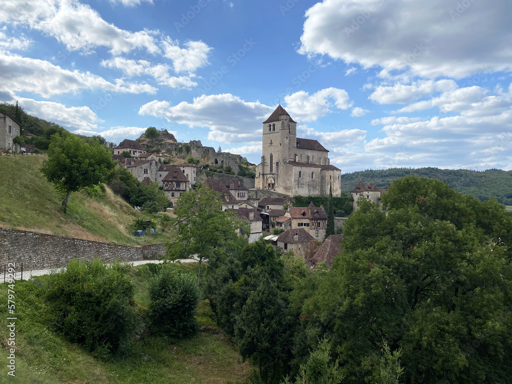Landscape vue on old histrical small french town Saint Cirq Lapopie 