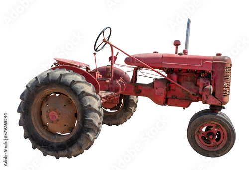 tracteur agricole ancien de couleur rouge sur fond transparent photo