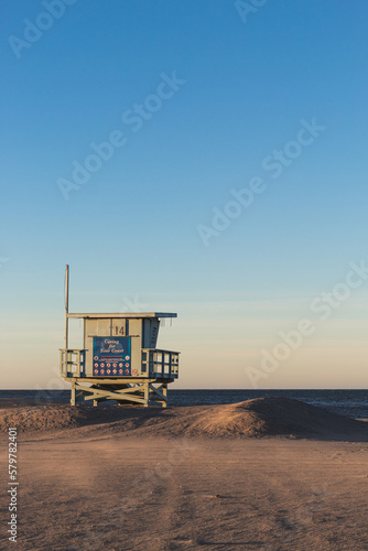 Lifeguard post at the beach in Santa Monica Beach, California  © Bartolomeus