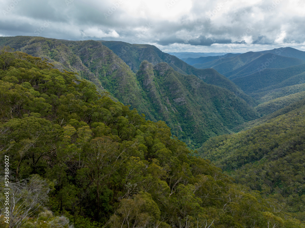 Aerial photograph from the Kanangra Boyd Lookout of the Kanangra Deep valley in the Blue Mountains in New South Wales in Australia