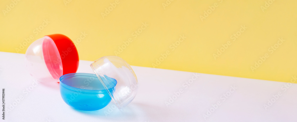 Capsule toy, gacha capsule, gacha gacha, etc. ガチャガチャ、ガチャ、カプセルトイなど Stock ...