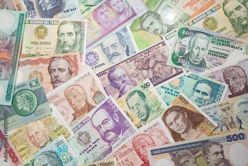 Wallpaper Mural Banknotes Torontodigital.ca