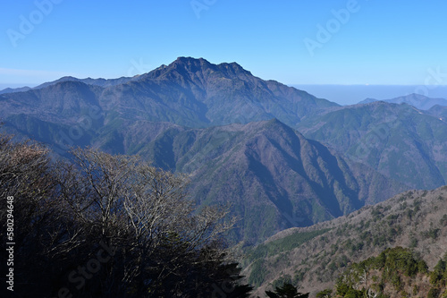 四国愛媛県西条市にある日本百名山「石鎚山冬景色」