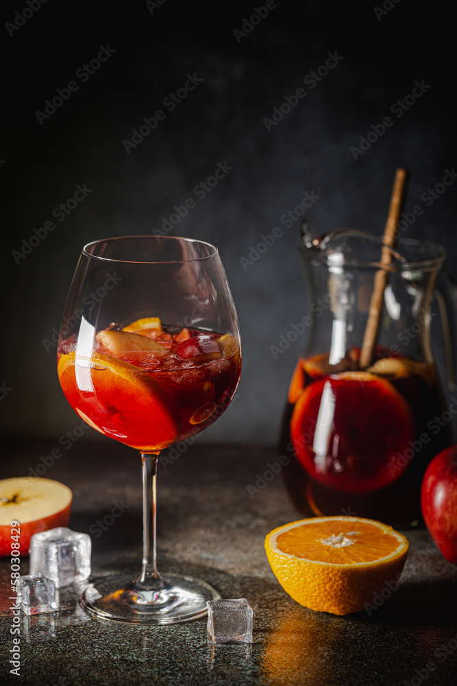 Refreshing sangria or punch Refreshing sangria or punch