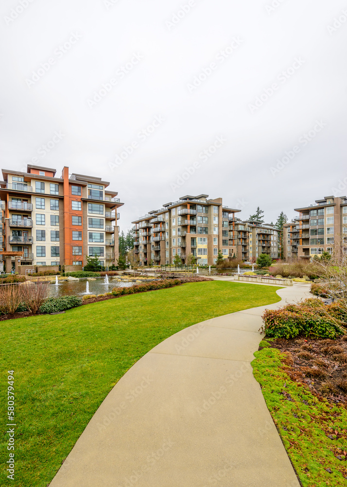 Fototapeta premium Modern apartment buildings in Vancouver, British Columbia, Canada.