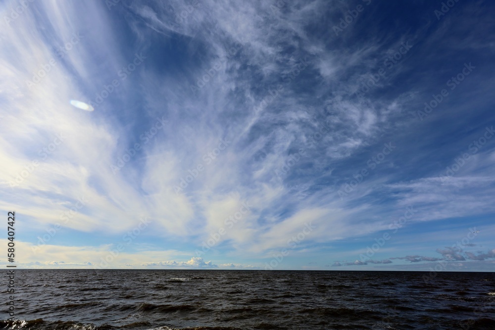 Obraz premium sky over the sea
