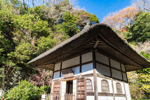 日本　神奈川県鎌倉市のあじさい寺で知られている明月院の開山堂 photo