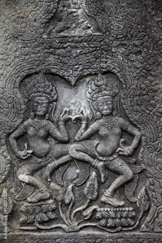 Canvas Print Angkor temple complex. Takeo temple. Apsaras. Cambodia.