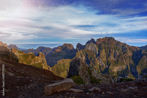 panorama of the mountains © Robert