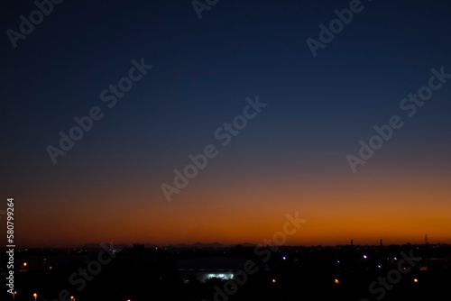 sky gadrient blue orange sunset 