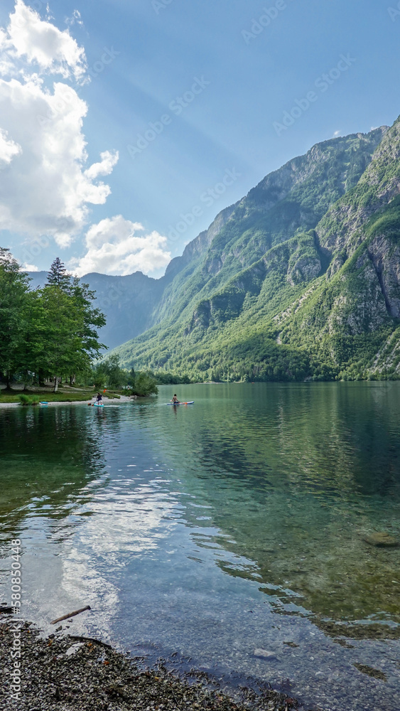 Bohinji See im Triglav Nationalpark in Slowenien Bohinji See im Triglav Nationalpark in Slowenien