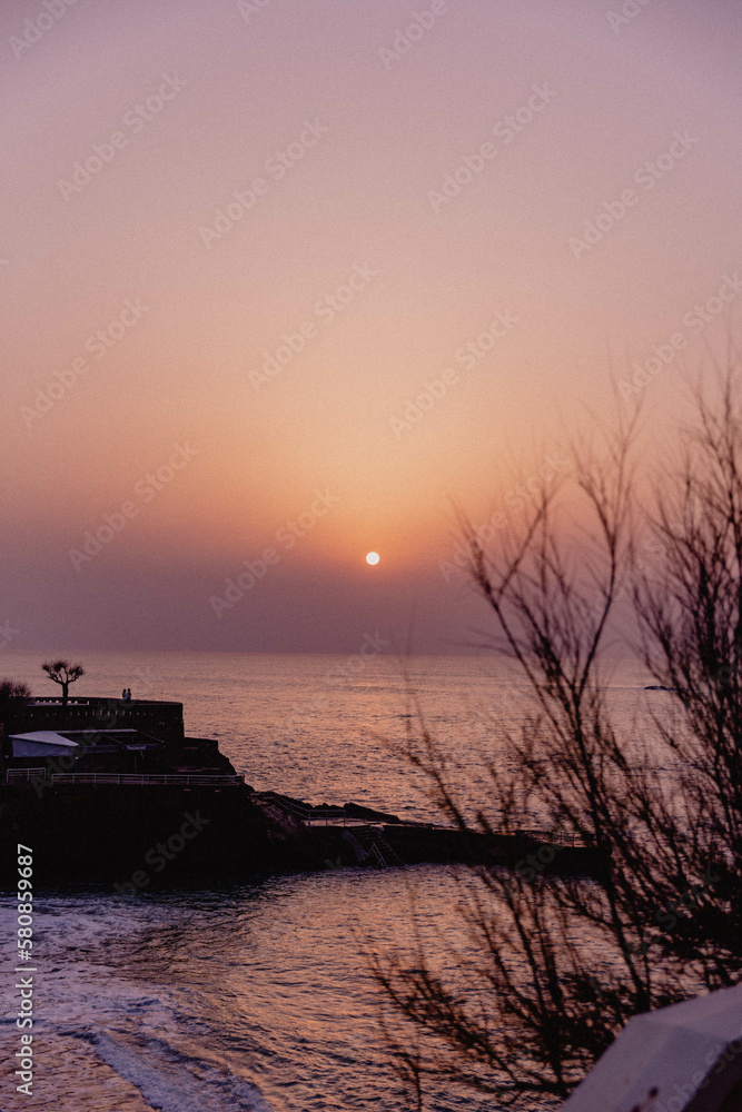 Fototapeta premium sunset over the sea