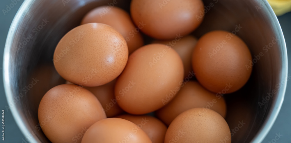 oeufs dans un cul de poule saladier de cuisine oeufs dans un cul de poule saladier de cuisine