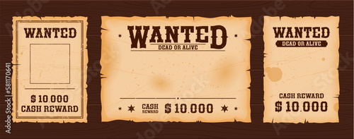 Foto Western wanted banners with reward on wood background