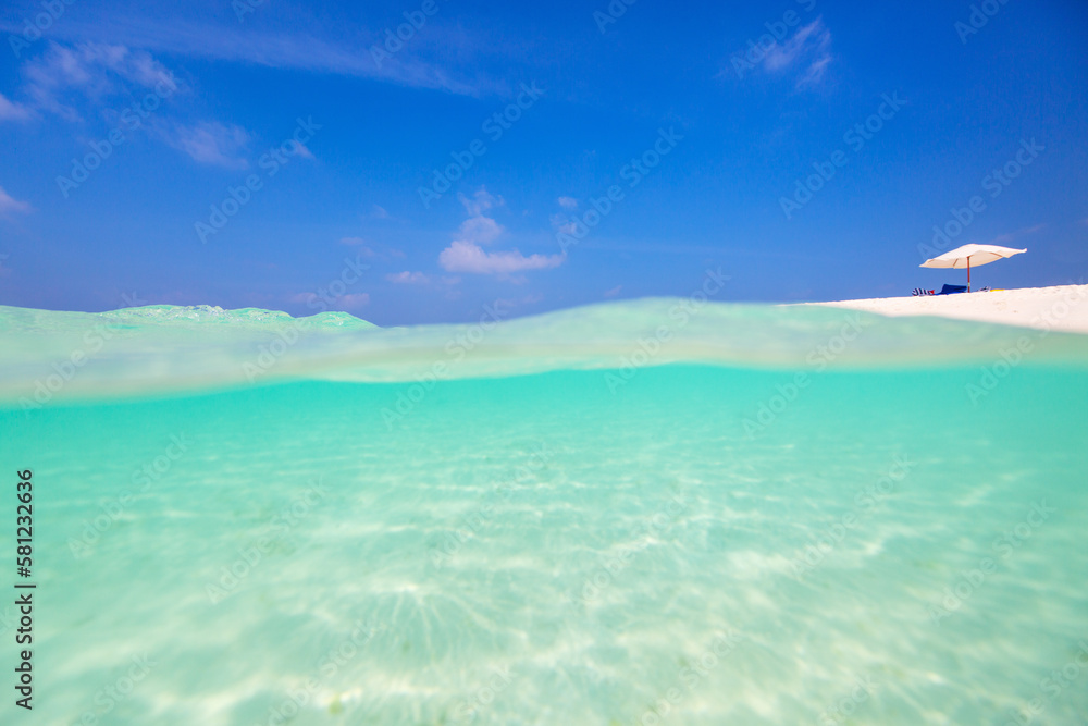 Fototapeta premium Stunning tropical beach at Maldives