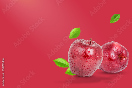 Red apple with drops isolated Premium PSD