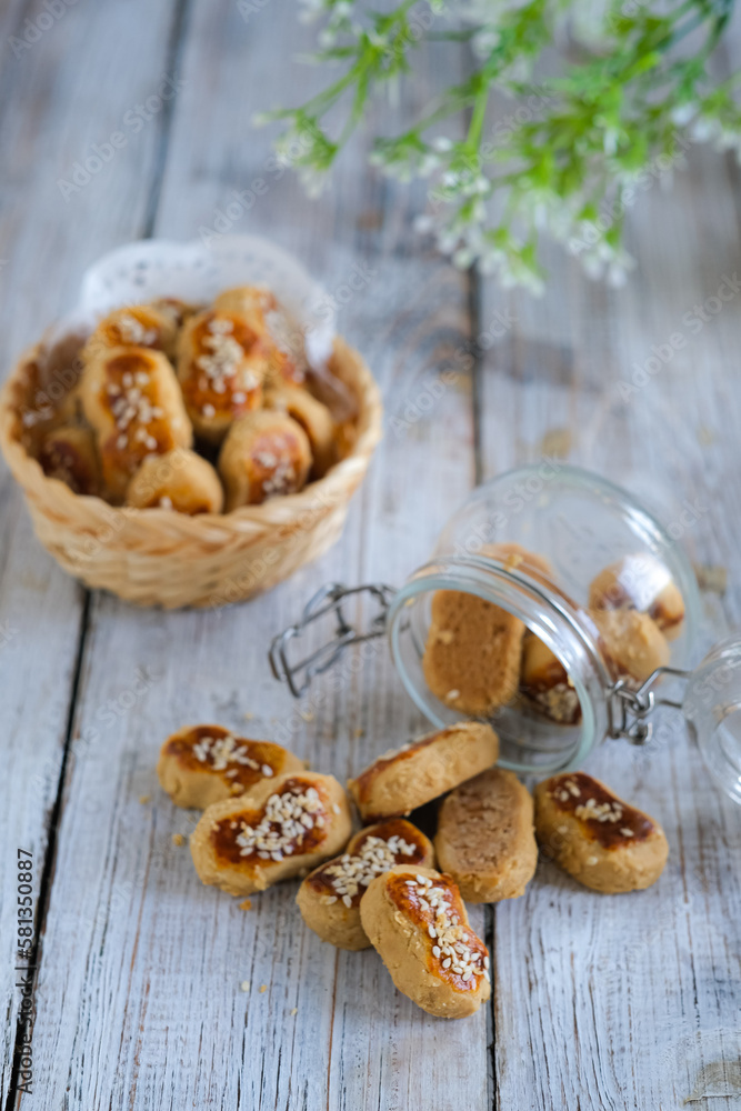 Fototapeta premium peanut cookies on a wooden table