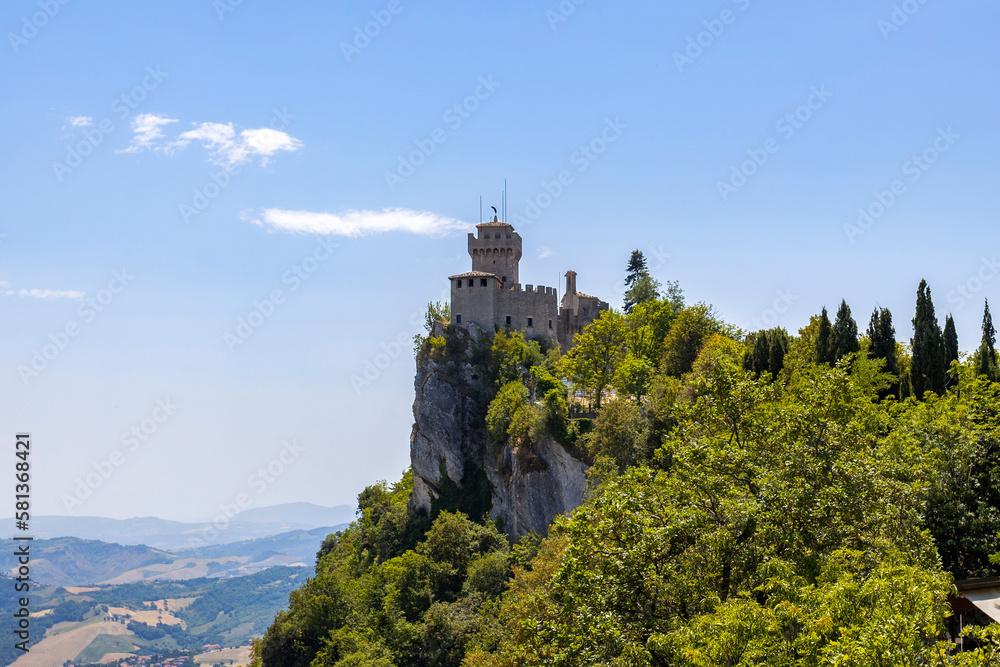 Obraz na płótnie Cesta of Fratta tower in Mount Titan in San Marino, Republic of San Marino, Europe w salonie