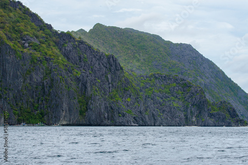 Philippines Coastline © Bewajai